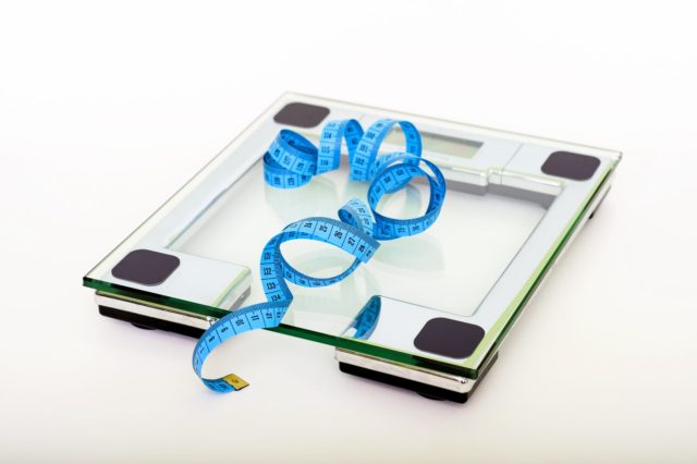 Common Mistakes People Make while Weighing Themselves